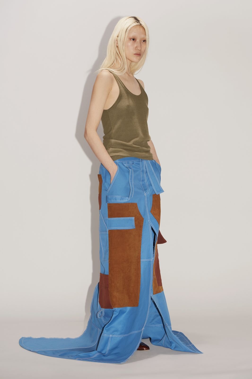 Meryll Roggeが2023年春夏コレクションを発表 | USENの音楽情報サイト